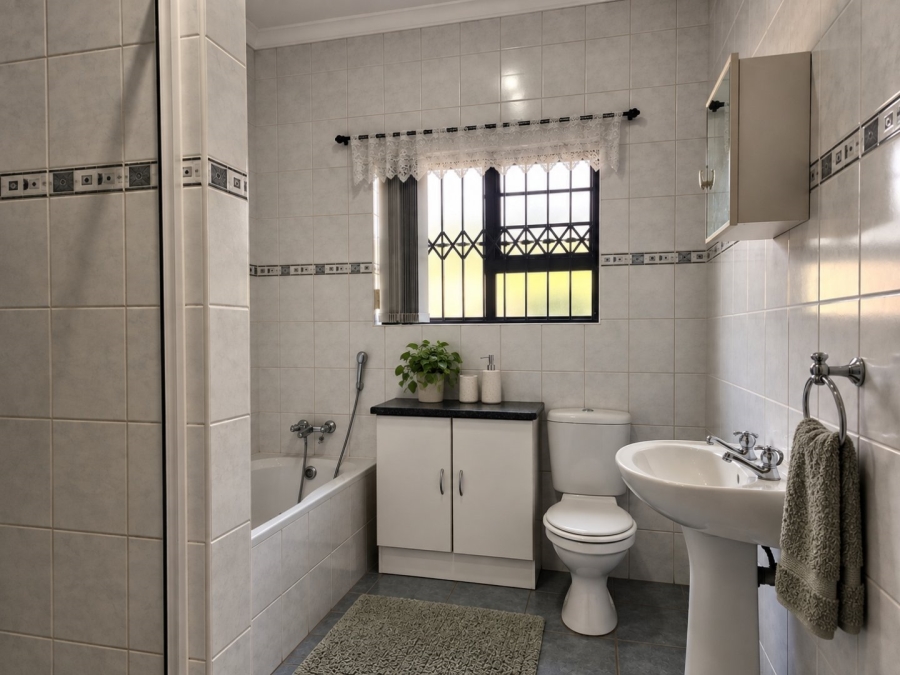 3 Bedroom Property for Sale in Heather Park Western Cape